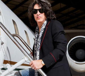 Paul Stanley flies with Cirrus Aviation Las Vegas