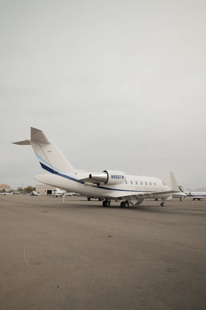 N955TM Challenger 605 exterior- Cirrus Aviation